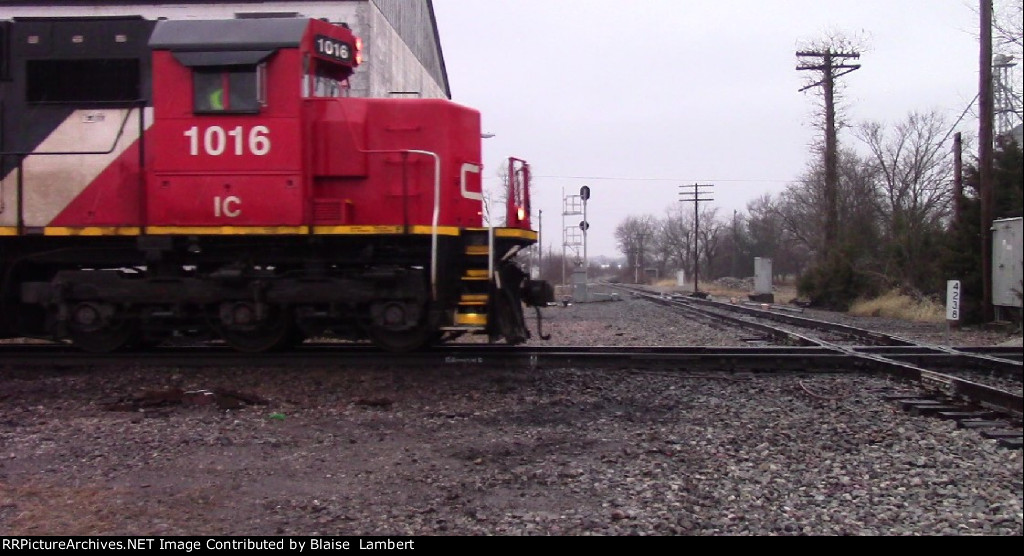 CN L544 about to bang across the EVWR 